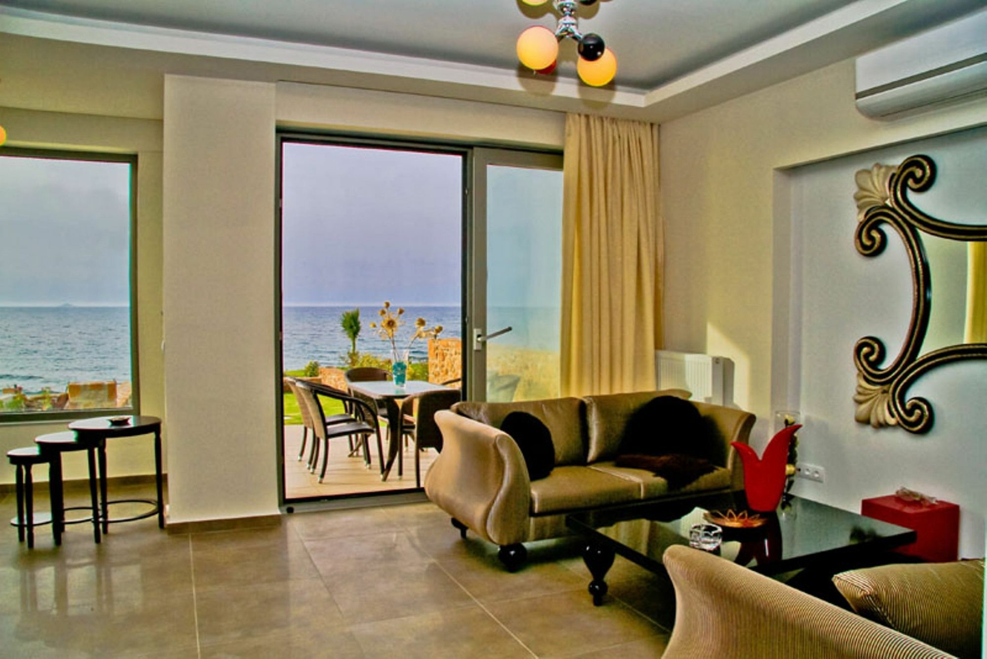 Sea View Beachfront Villa Peri Gouves Buitenkant foto